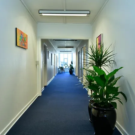 Отель Kursuscenter 2*